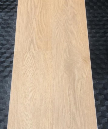 SUELO VINILICO SPC